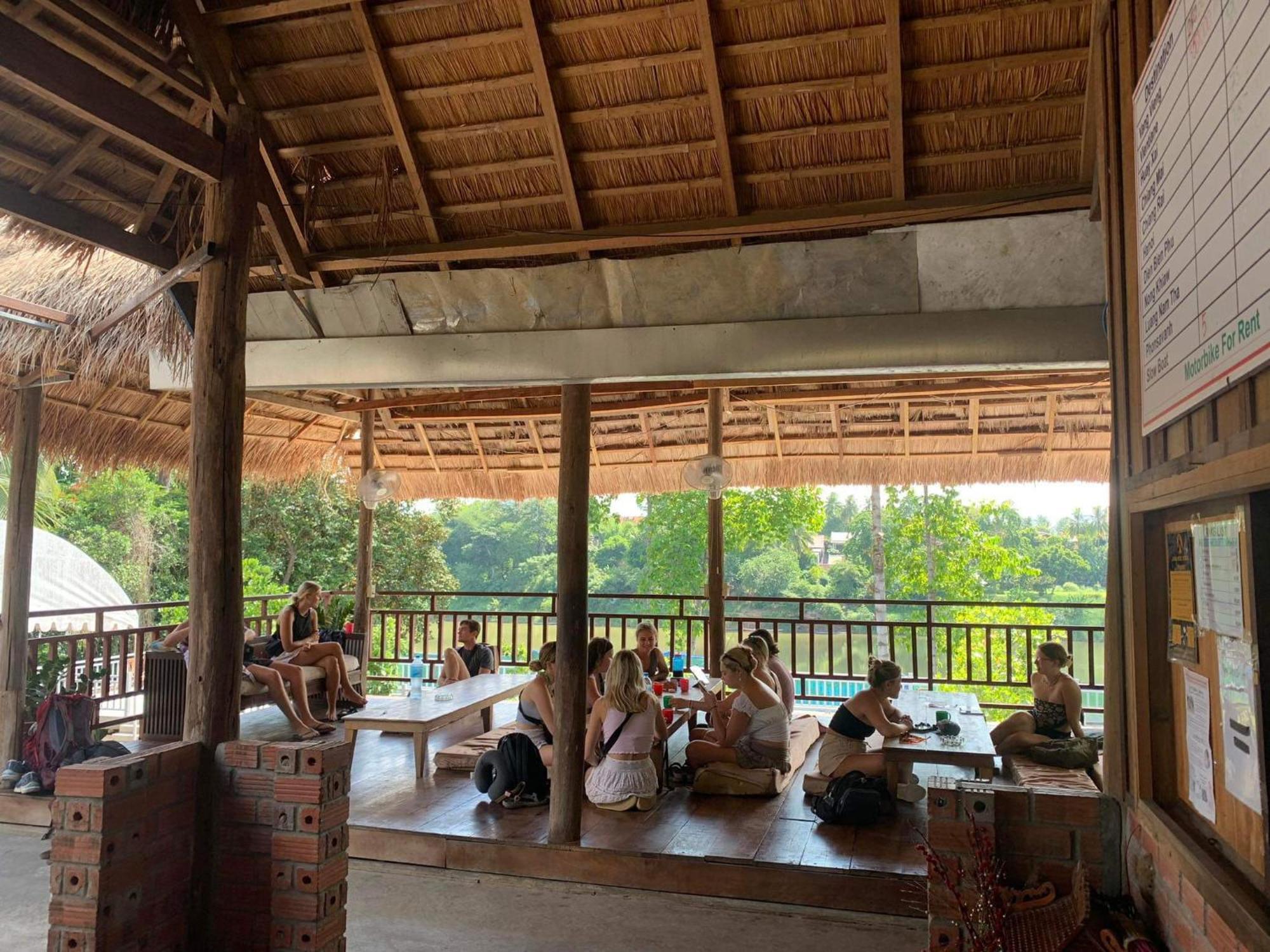 Sunrise Riverside Pool Hostel Luangprabang Kültér fotó